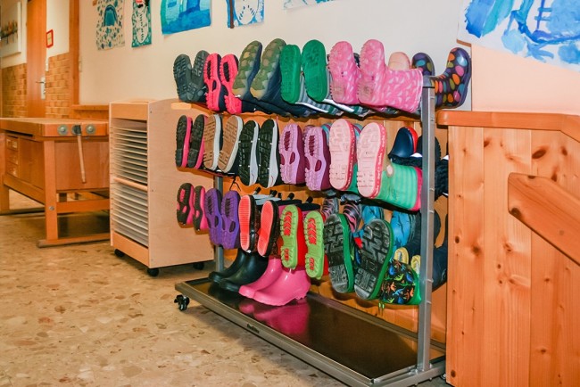 Ablage für Gummistiefel